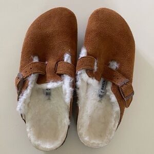 Birkenstock Boston Brown Suede Shearling Clogs New in Box